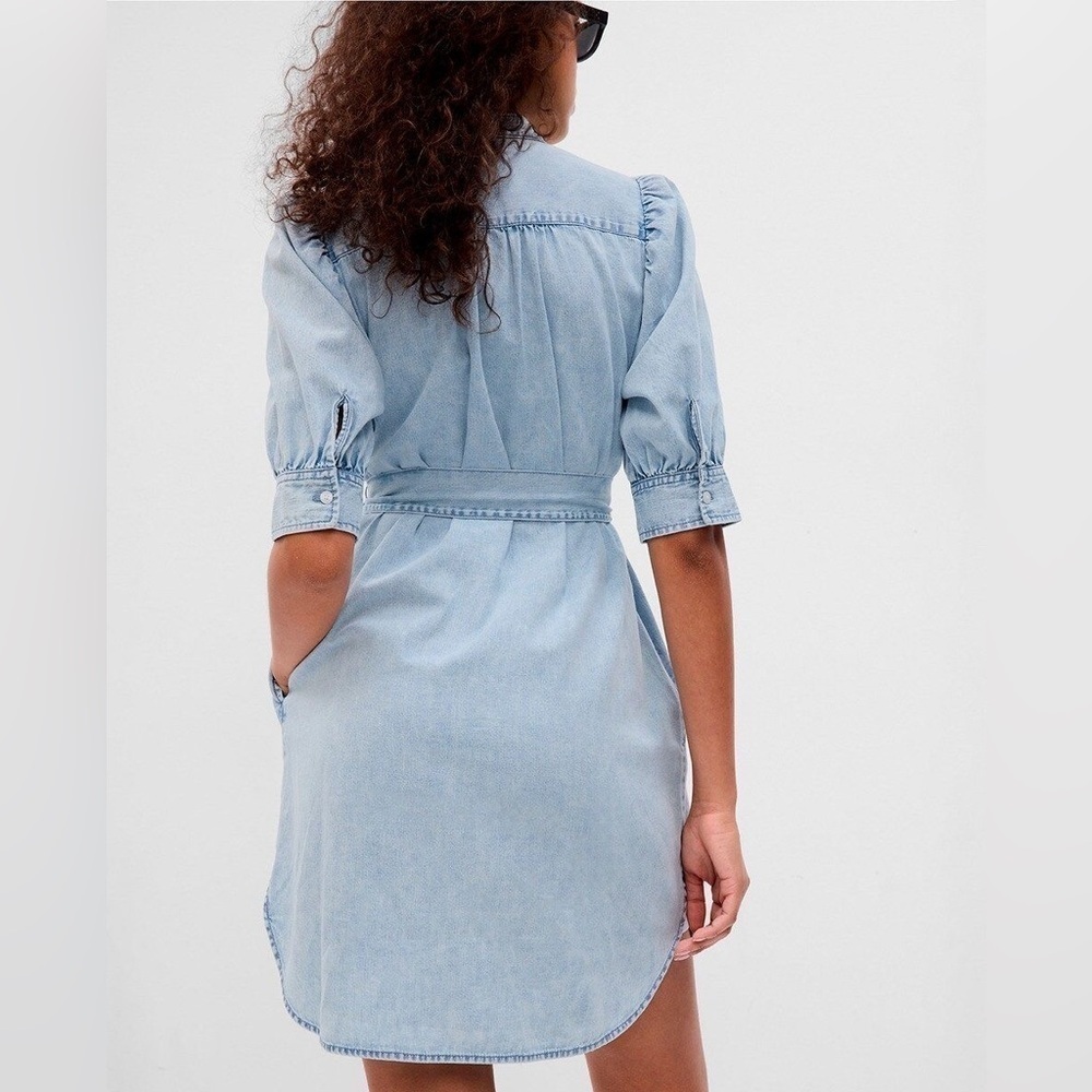 GAP chambray dress puff sleeves
